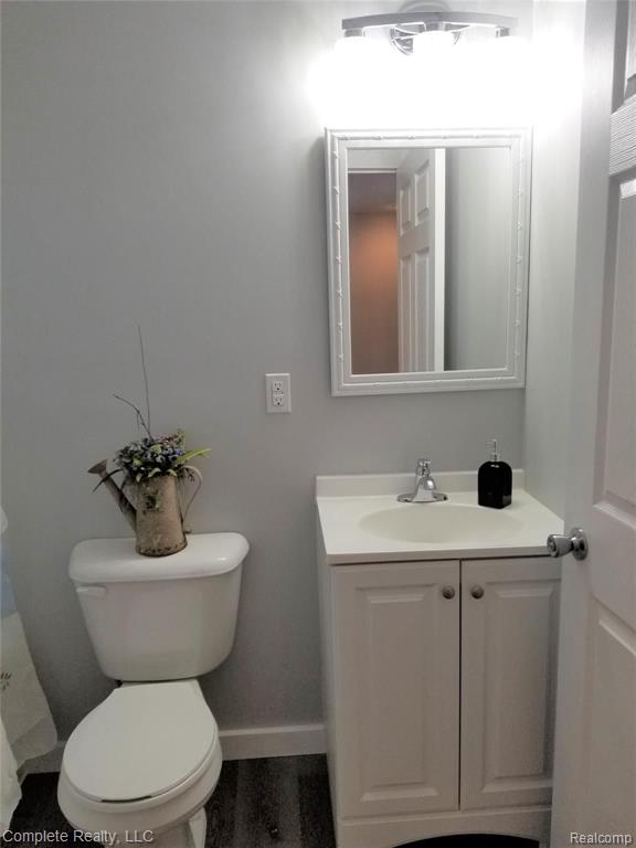 4447 East Carpenter Road Flint, MI 48506 - Photo 29 of 48