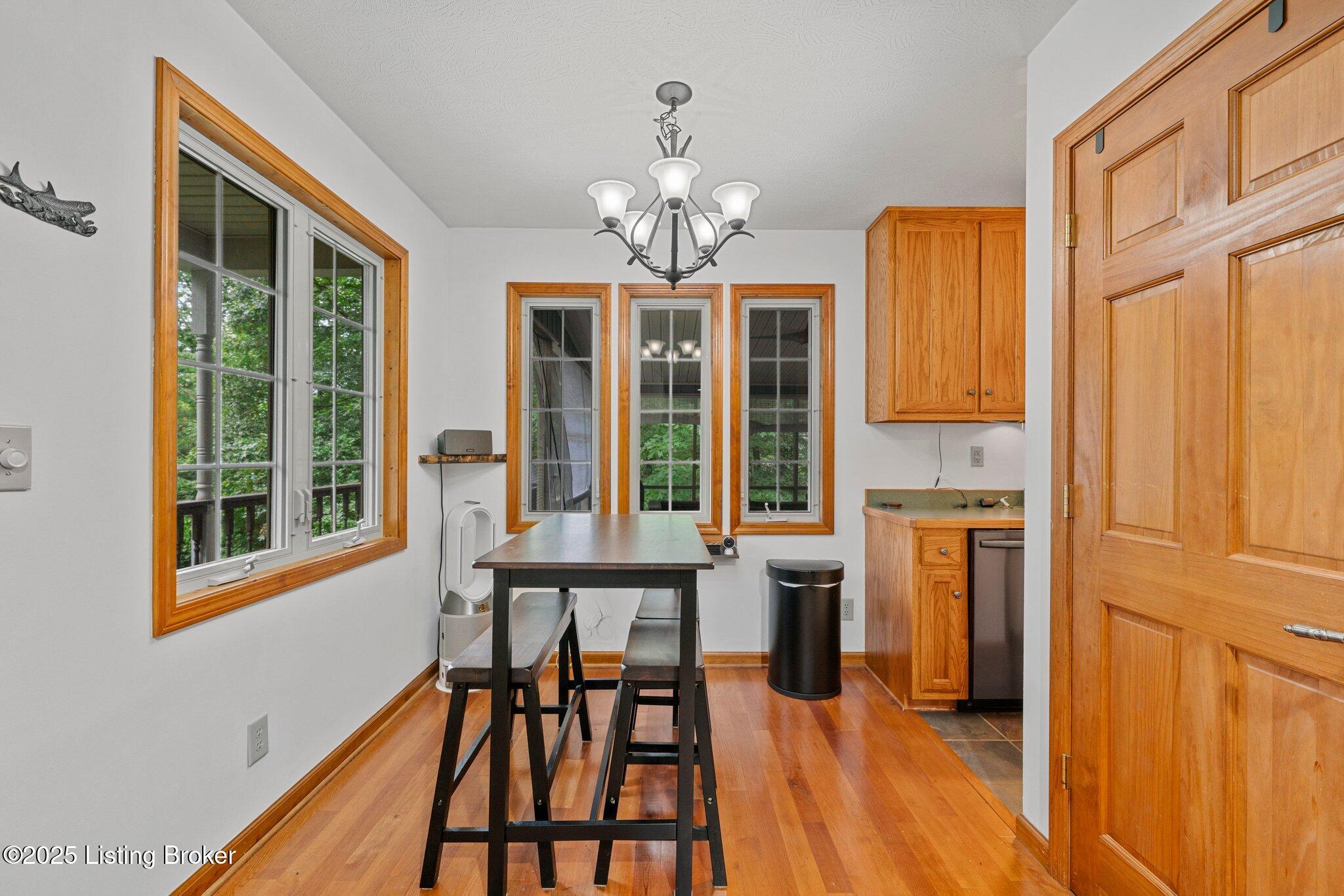 171 Cedar Point Road Bee Spring, KY 42207 - Photo 10 of 42 16-web-or-mls-DSC05072