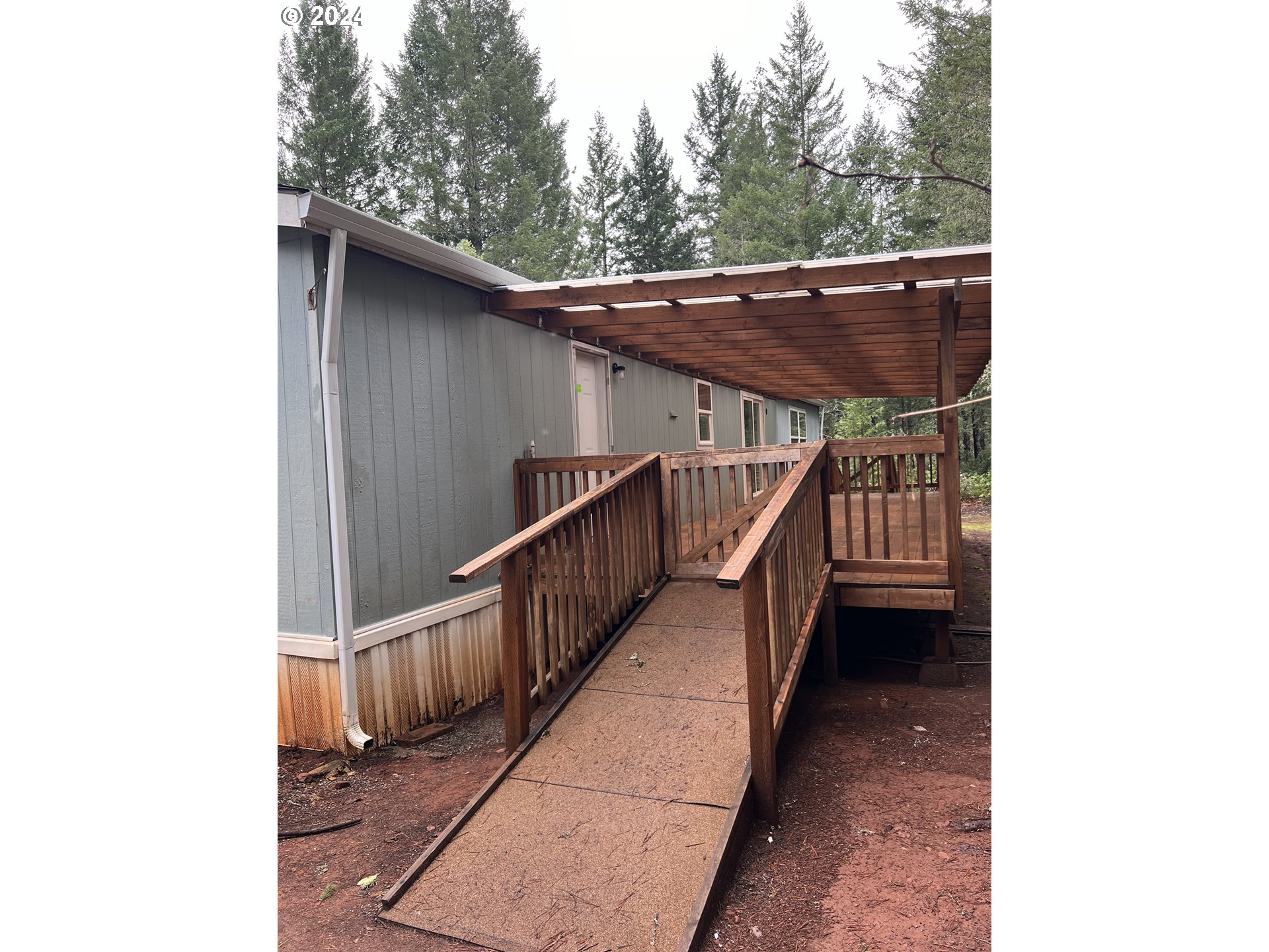 521 Lone Mountain Road O'Brien, OR 97523 - Photo 4 of 33 Deck