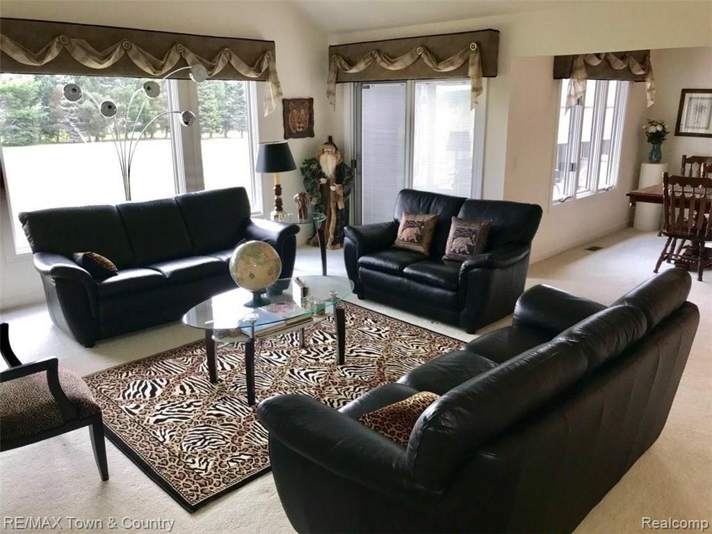 6189 Perry Road Grand Blanc, MI 48439 - Photo 12 of 63 25016 (1).jpeg