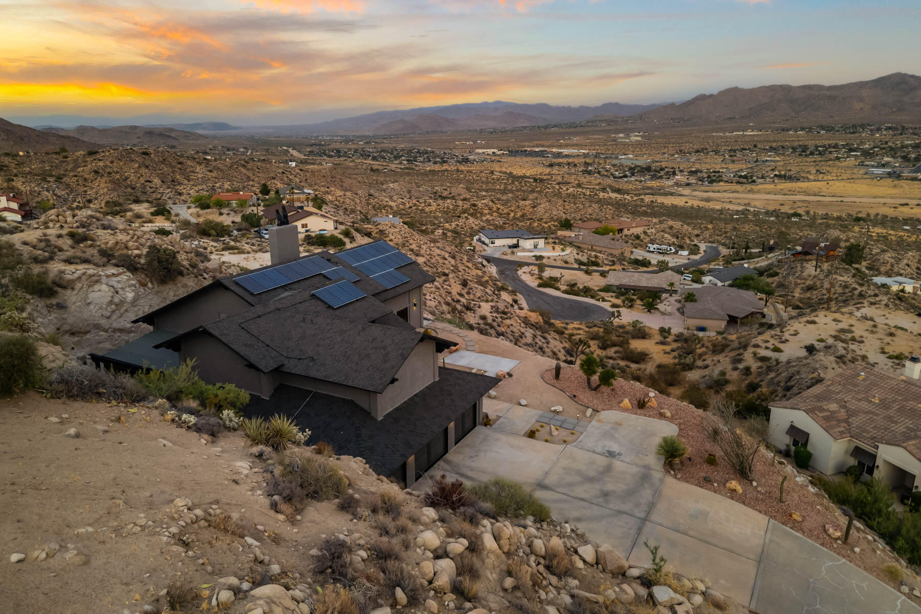 6171 Del Rio Way Yucca Valley, CA 92284 - Photo 38 of 55 37-print-DJI_0945