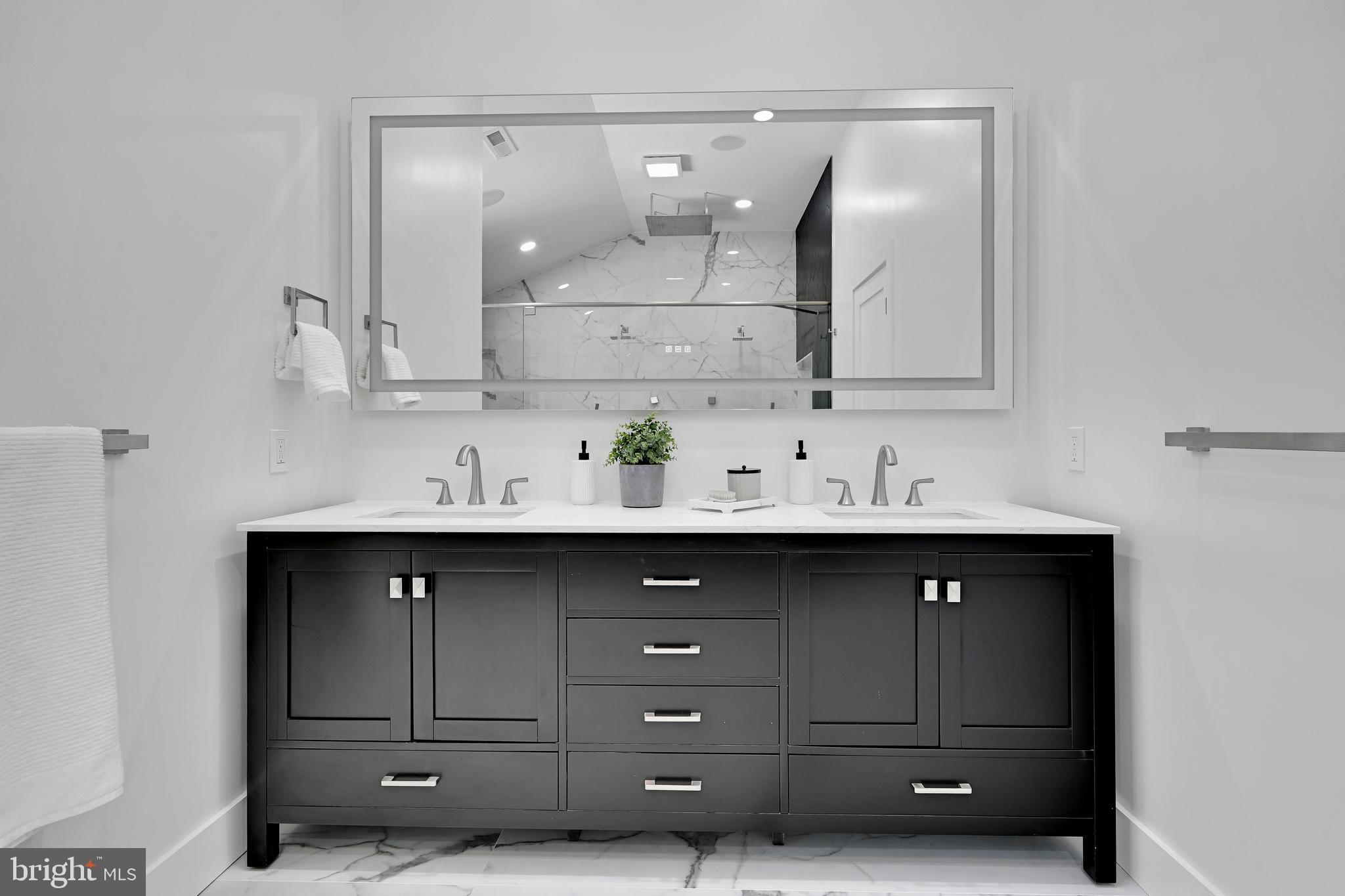 780 Hobbs Road Wayne, PA 19087 - Photo 47 of 94 Senior Master Ensuite