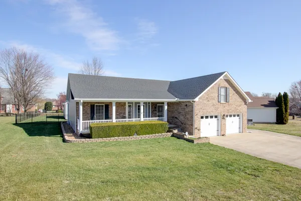 $437,500 | 102 Gallant Court, Clarksville, TN 37043