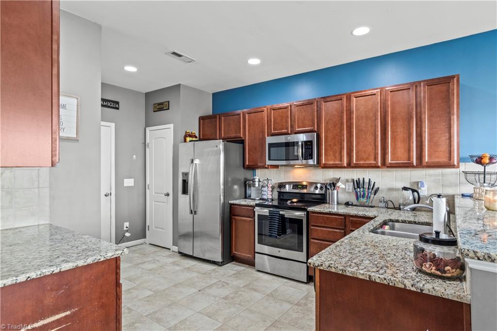 4552 Silo Ridge Clemmons, NC 27012 - Photo 9 of 23