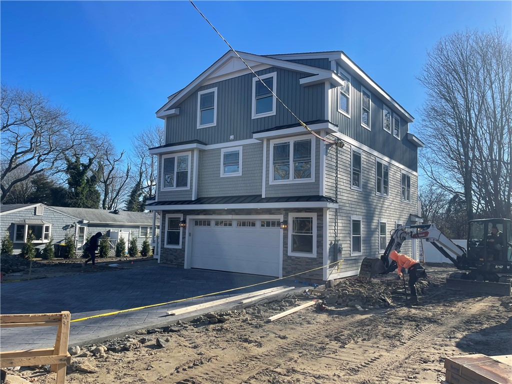 33 Onondega Road Narragansett, RI 02882 - Photo 8 of 16 Gallery Image 8