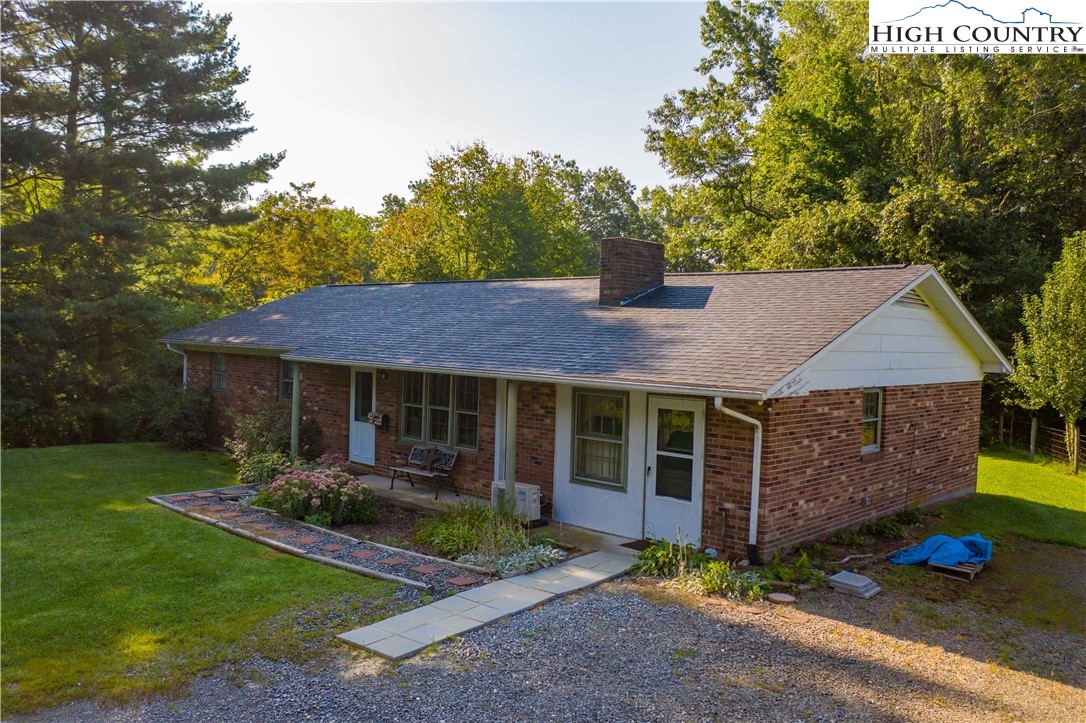 964 Tayson Road Sparta, NC 28675 - Photo 2 of 27 Gallery Image 2