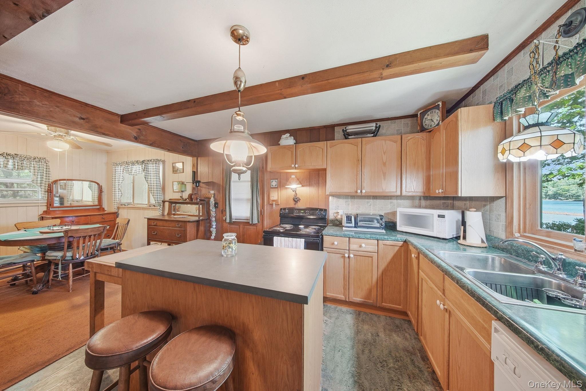 67 E Road Wurtsboro, NY 12790 - Photo 9 of 43