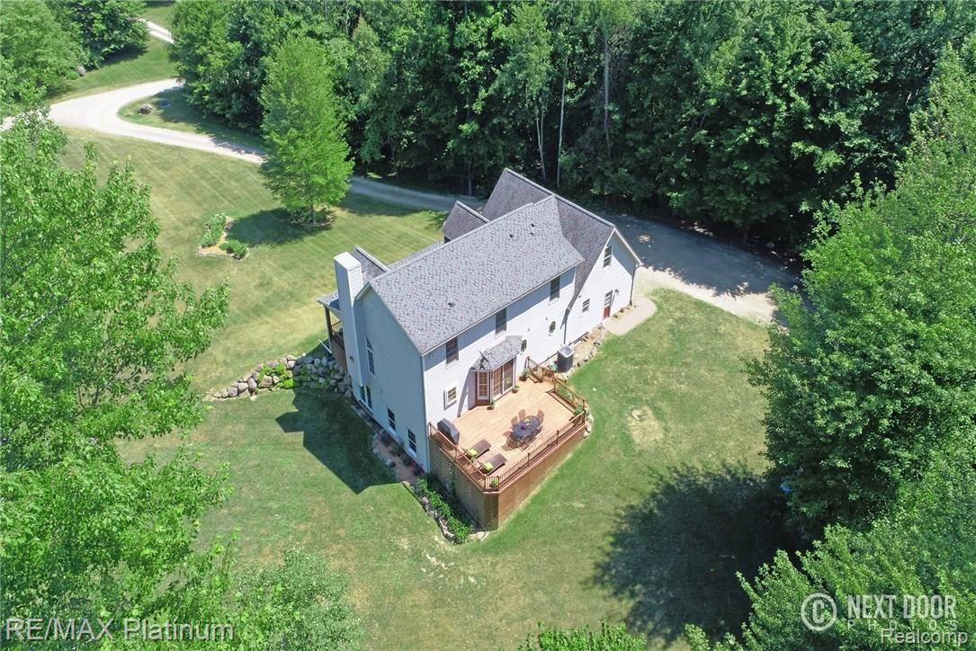 2772 Bullard Road Hartland, MI 48353 - Photo 57 of 72 DJI_0726.jpg