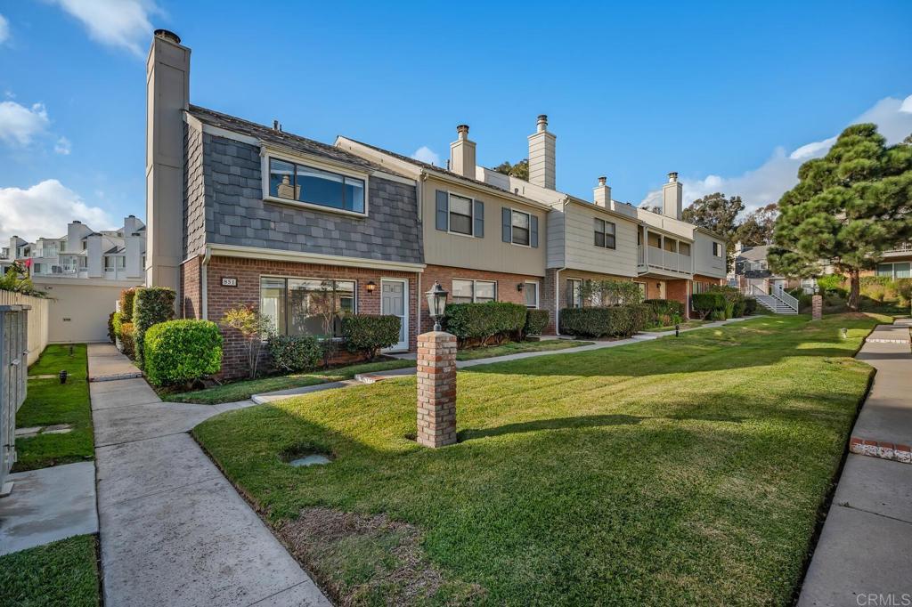 851 Del Mar Downs Road, Unit E Solana Beach, CA 92075 - Photo 1 of 22