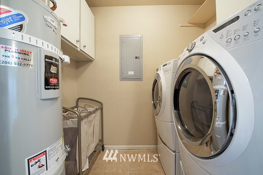 200 Beach Place, Unit 301 Edmonds, WA 98020 - Photo 17 of 22