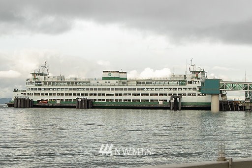 200 Beach Place, Unit 301 Edmonds, WA 98020 - Photo 18 of 22