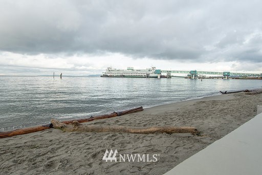 200 Beach Place, Unit 301 Edmonds, WA 98020 - Photo 19 of 22