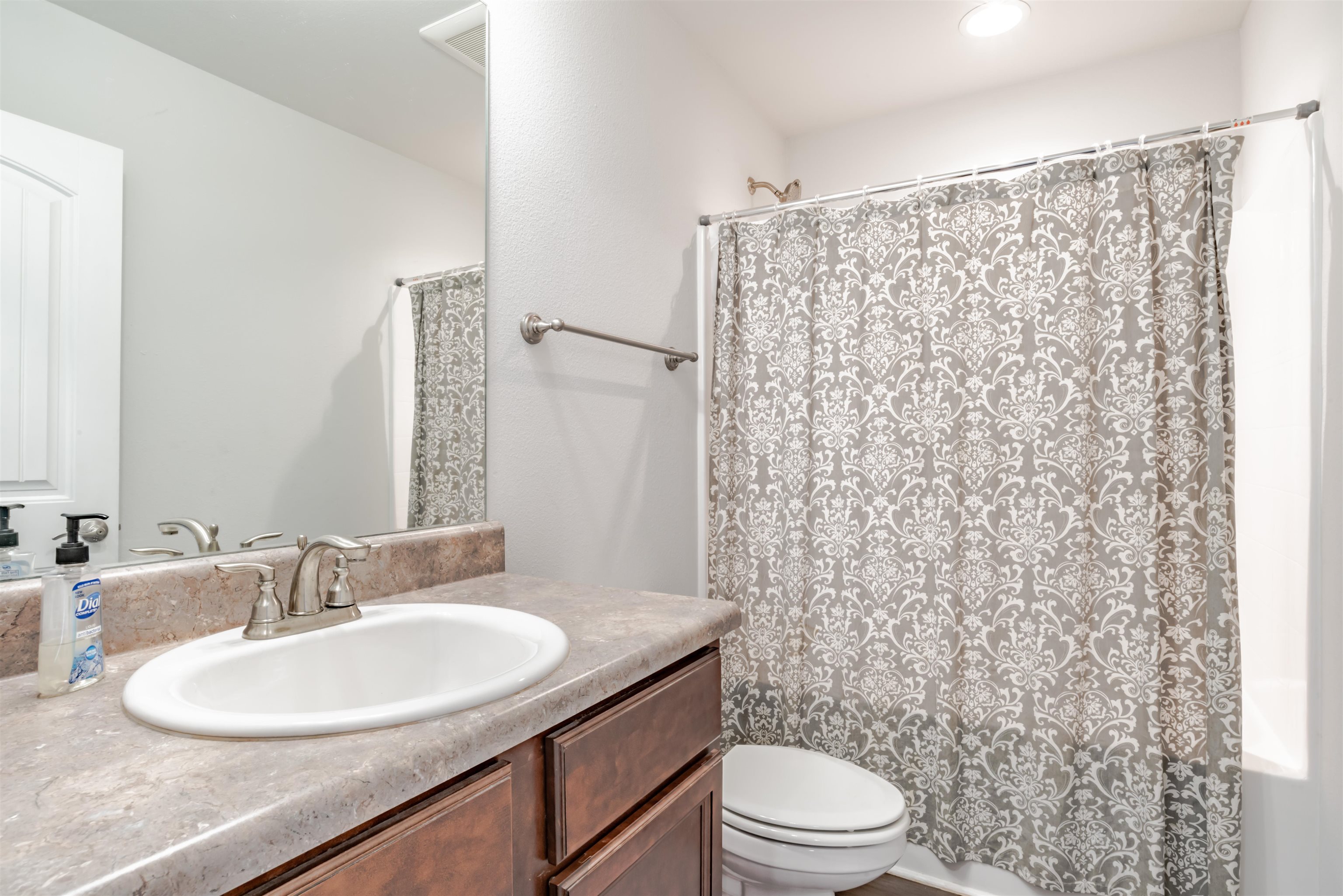 13168 Vincent Court Foley, AL 36535 - Photo 26 of 33 Bathroom 2
