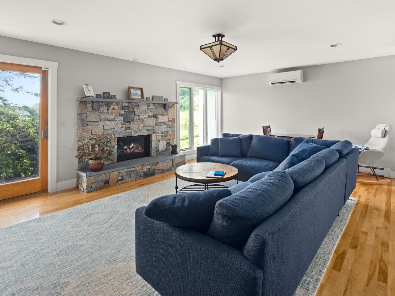 193 Beaver Creek Road Shelburne, VT 05482 - Photo 4 of 36 Gallery Image 4