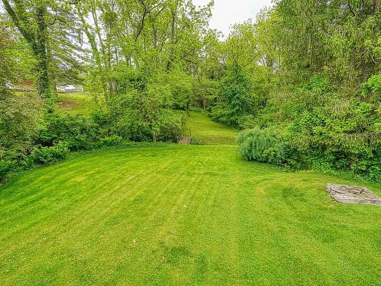 163 Burlington Road Jackson, OH 45640 - Photo 11 of 22 IMG_4454