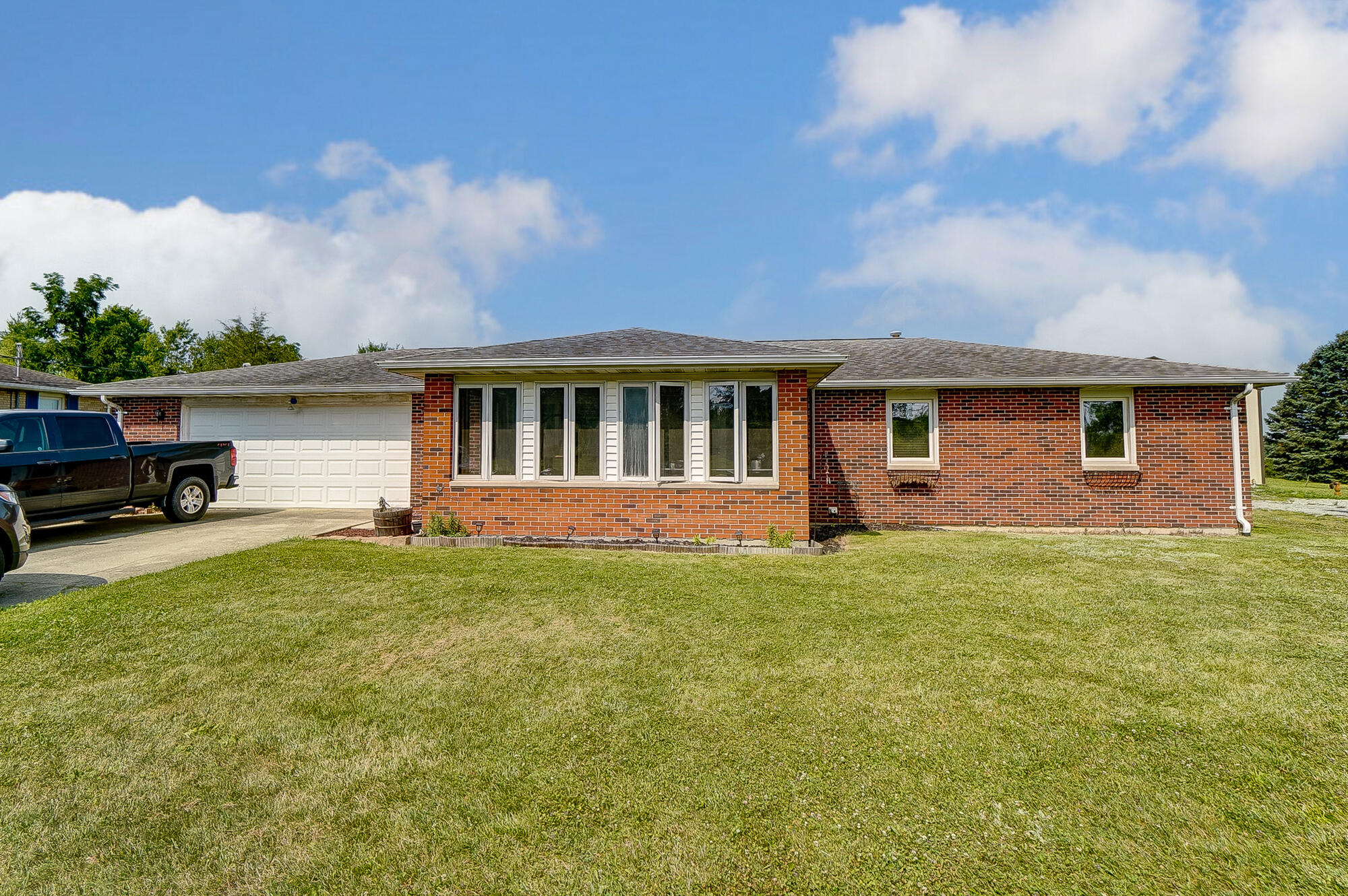 4064 St Johns Road Lima, OH 45806 - Photo 1 of 34