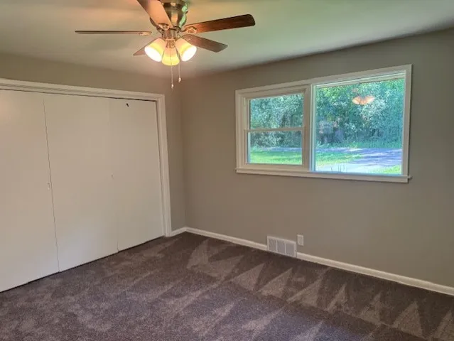 $575,000 | 28450 Shagbark Lane, Libertyville, IL 60048