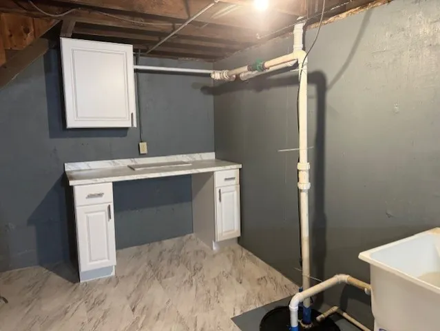 $575,000 | 28450 Shagbark Lane, Libertyville, IL 60048