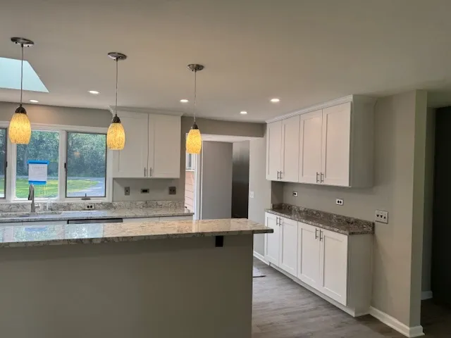 $575,000 | 28450 Shagbark Lane, Libertyville, IL 60048