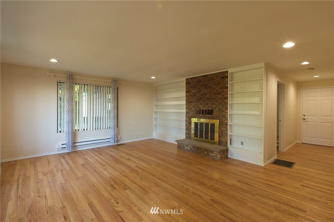 5822 172nd Street Southeast Bothell, WA 98012 - Photo 10 of 15 Gallery Image 10