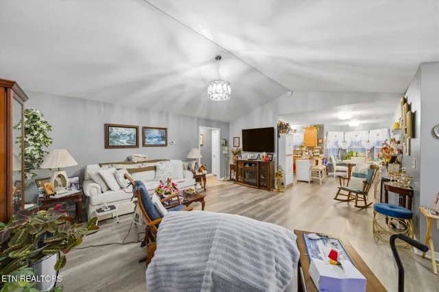 $335,000 | 2039 Highway 322, Sweetwater, TN 37874