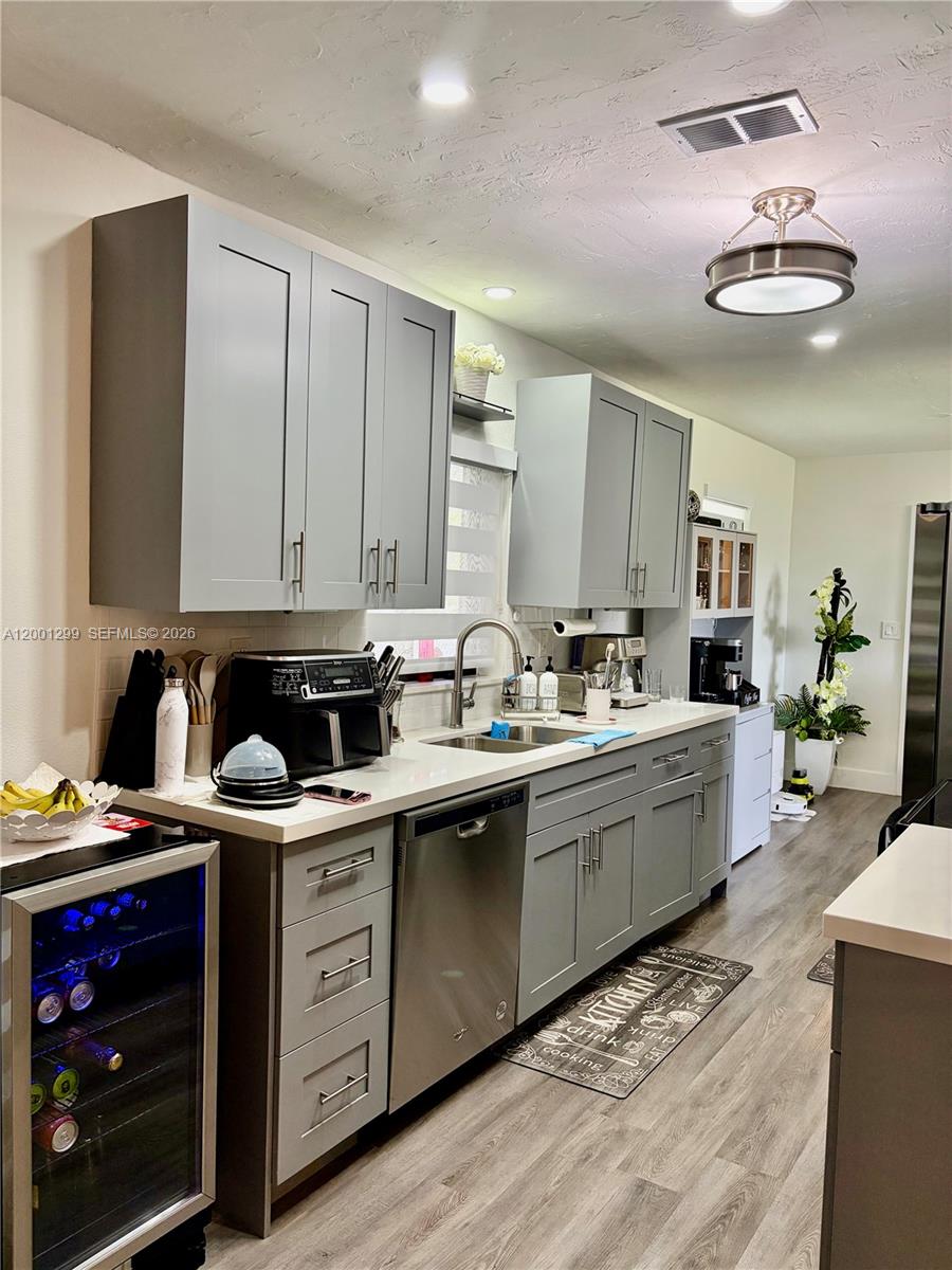 11893 Southwest 197th Street Miami, FL 33177 - Photo 15 of 33