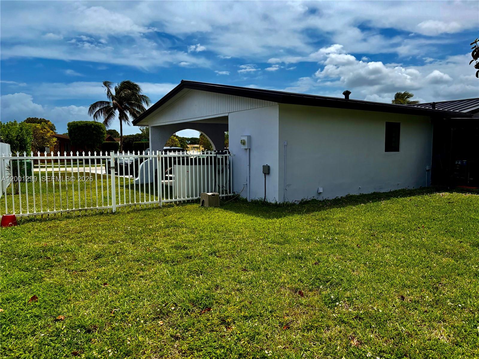 11893 Southwest 197th Street Miami, FL 33177 - Photo 19 of 33