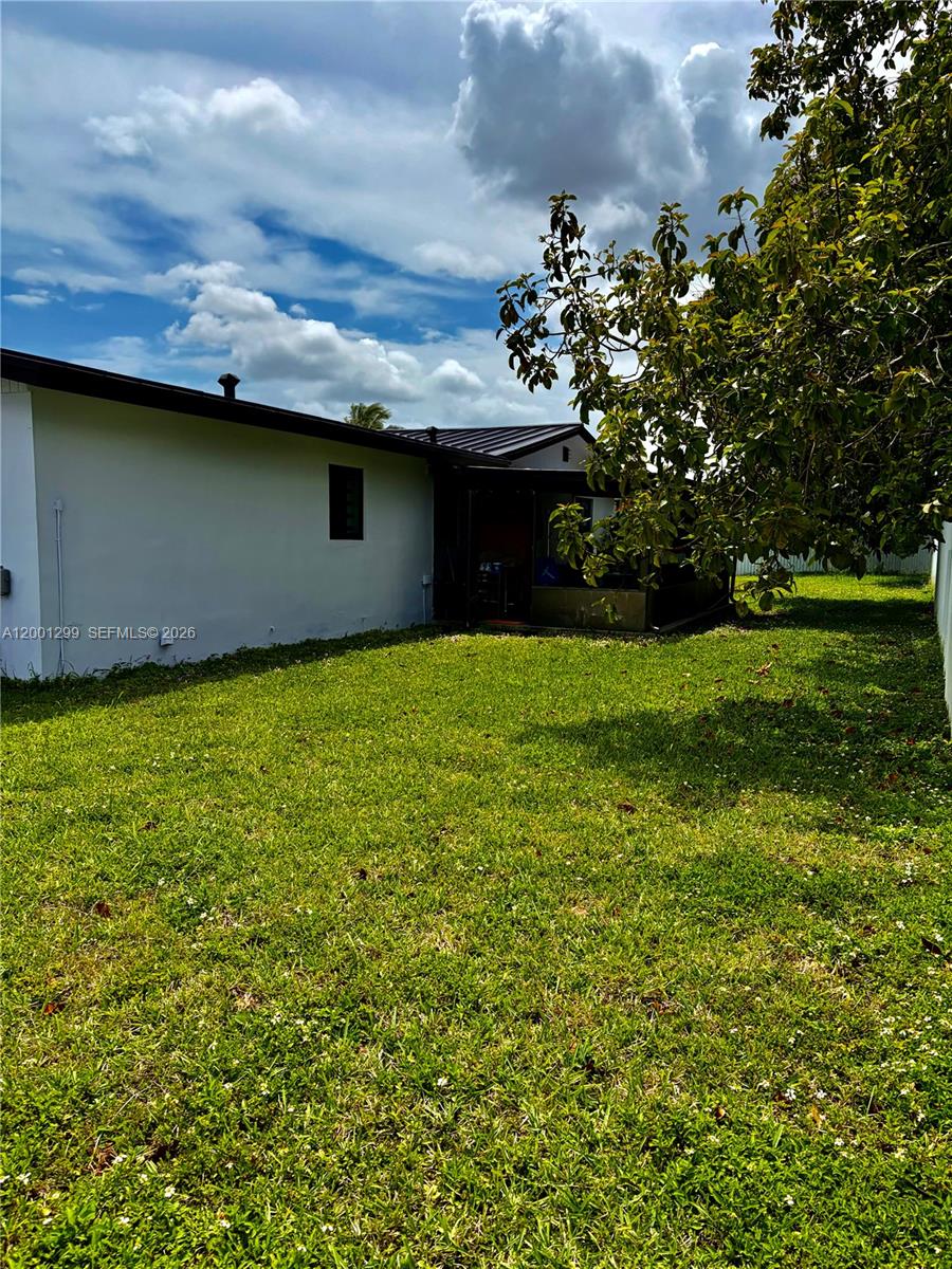 11893 Southwest 197th Street Miami, FL 33177 - Photo 20 of 33