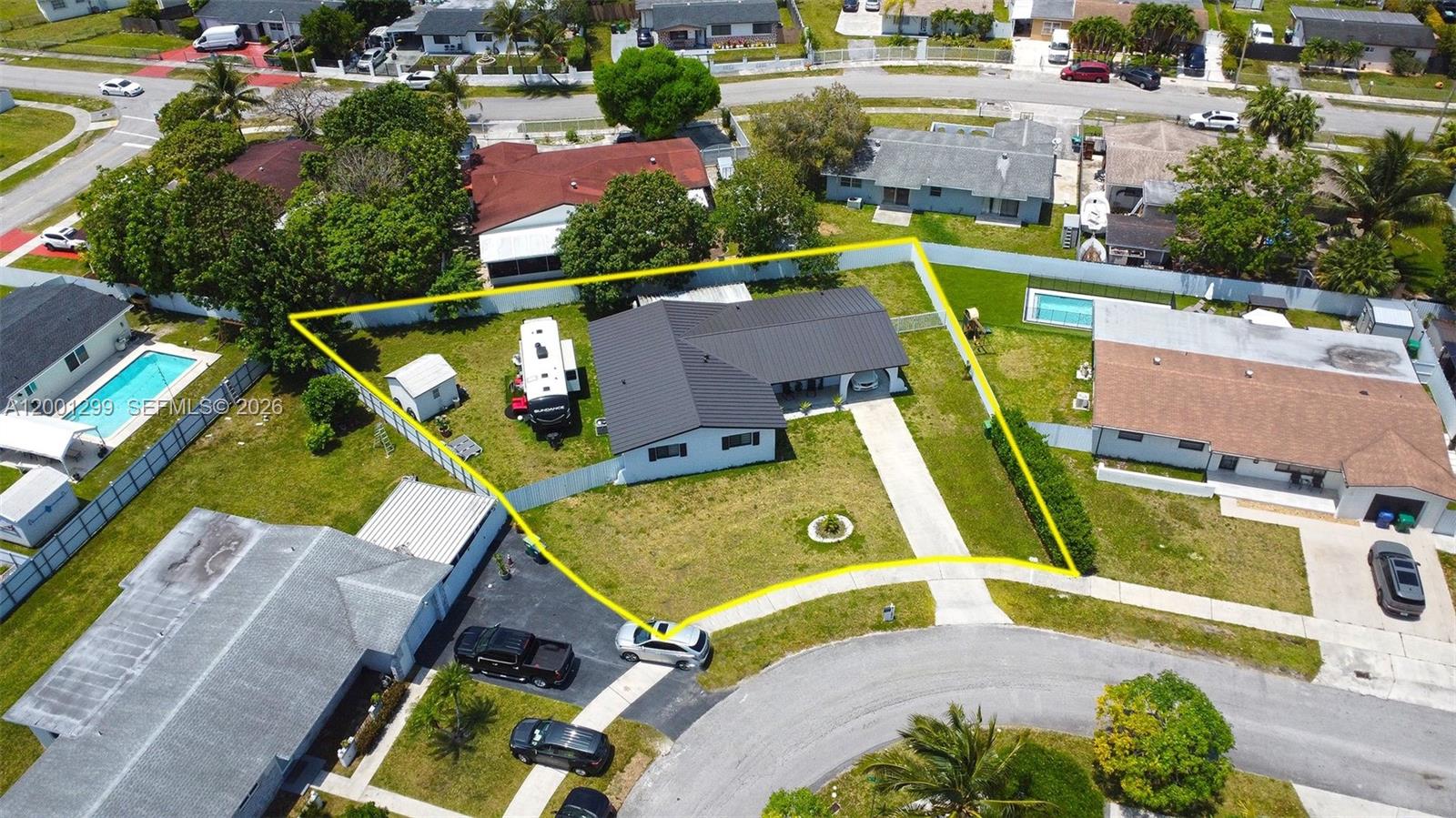 11893 Southwest 197th Street Miami, FL 33177 - Photo 2 of 33