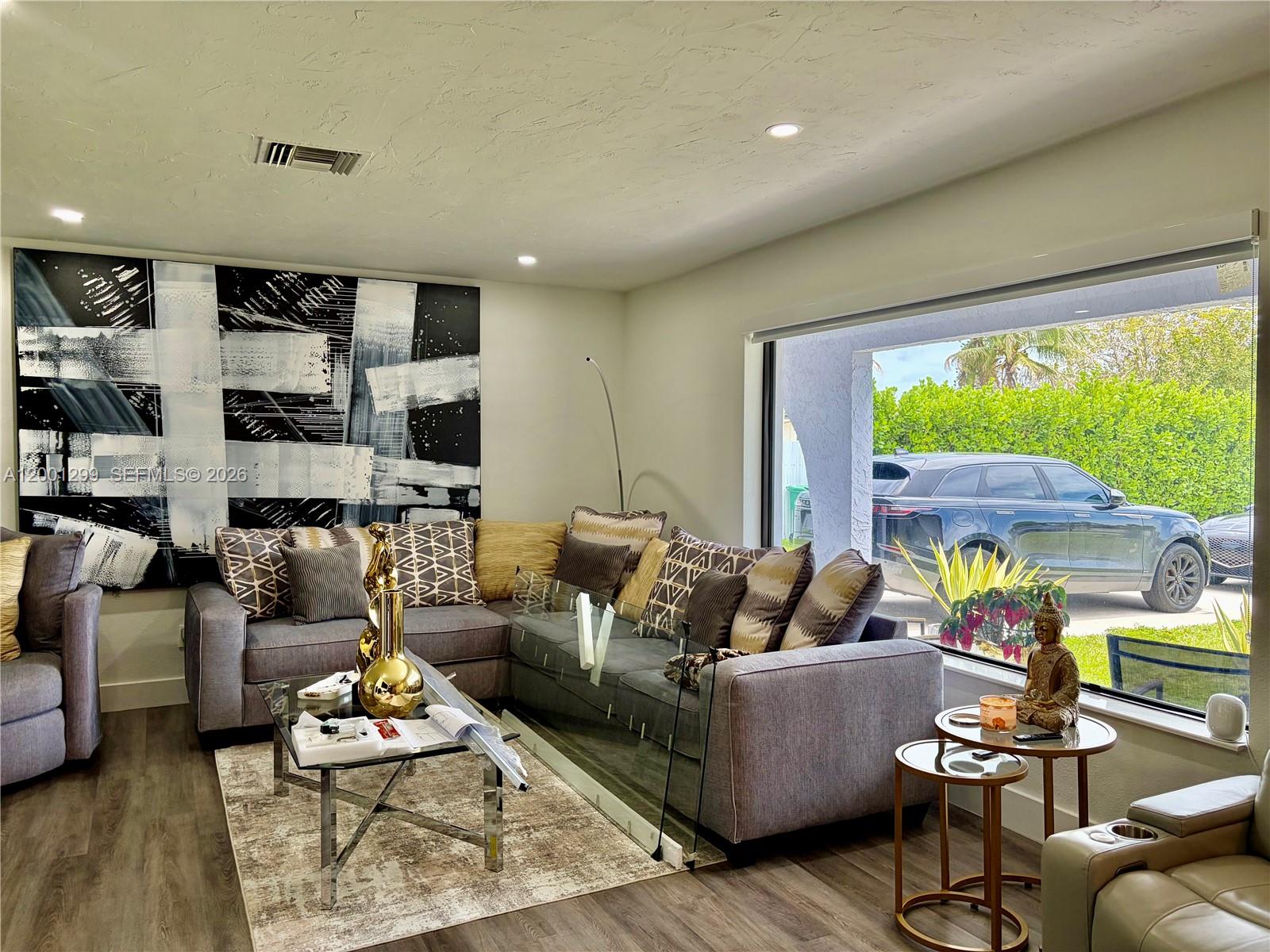 11893 Southwest 197th Street Miami, FL 33177 - Photo 6 of 33