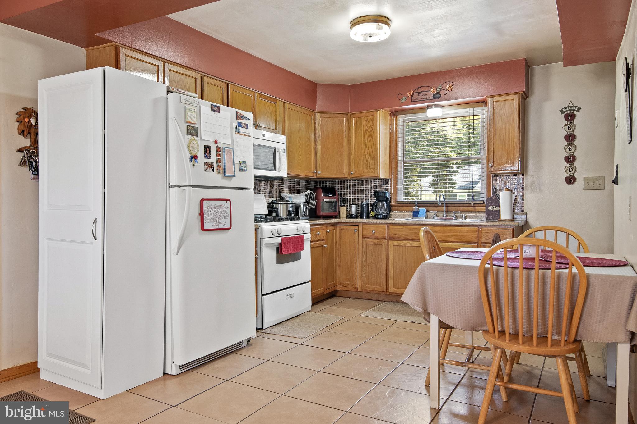 1229 Harding Road Vineland, NJ 08361 - Photo 2 of 33