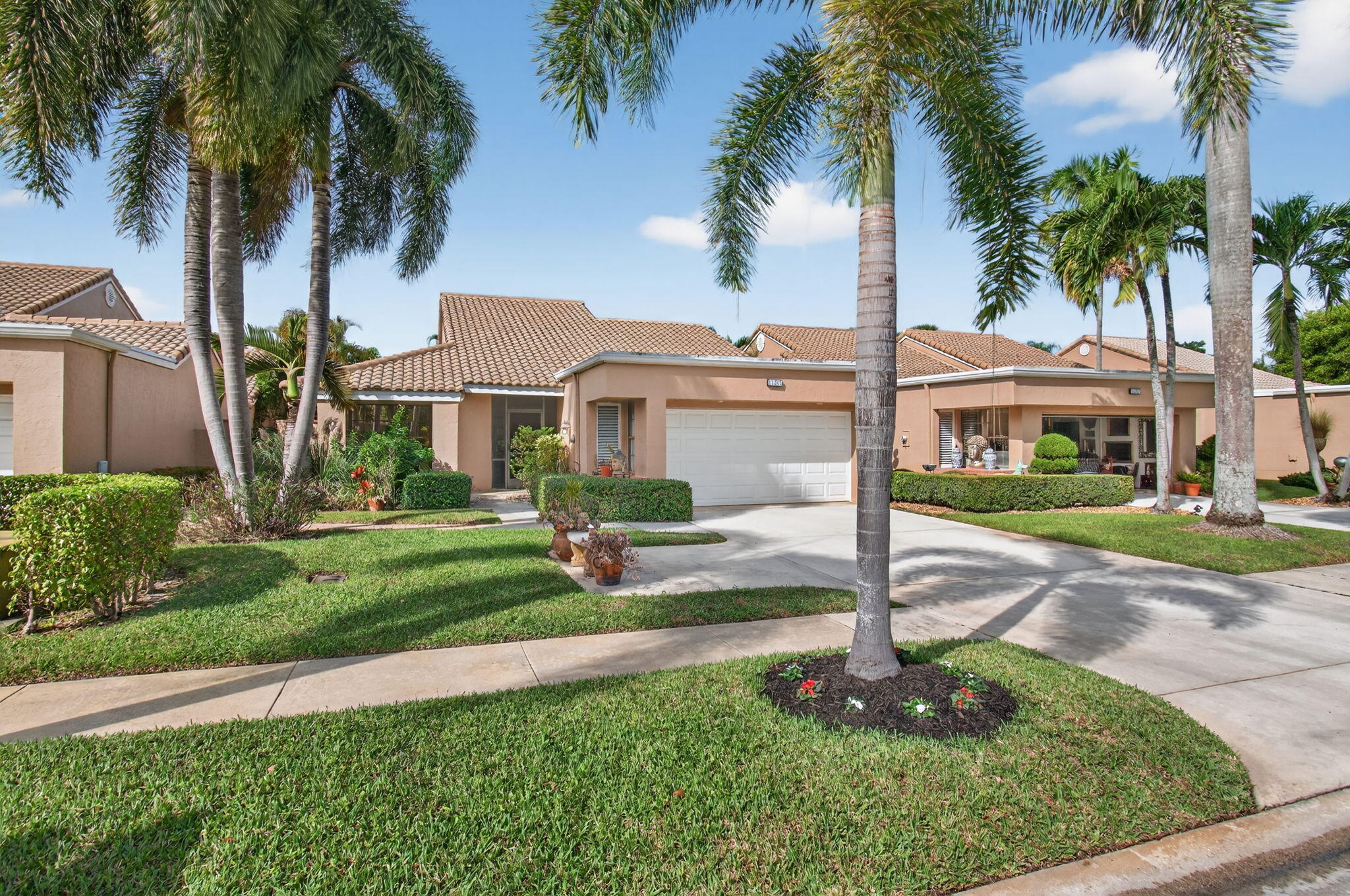 11083 Applegate Lane Boynton Beach, FL 33437 - Photo 3 of 69 2-web-or-mls-DSC_2401