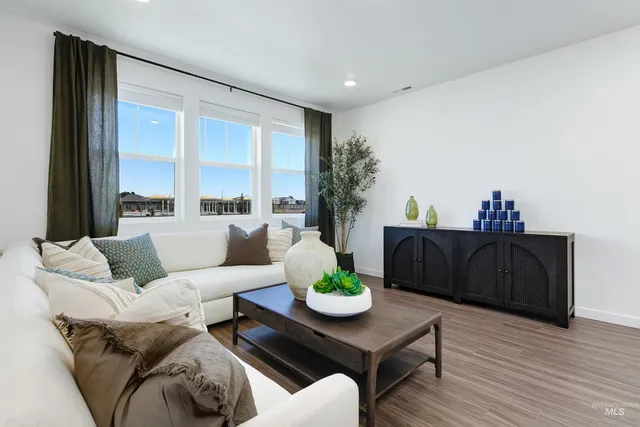 $440,900 | 4131 West Perspective Street, Eagle, ID 83616