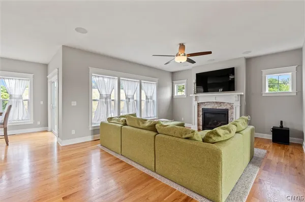 $549,900 | 104 Arch Stone Way, Camillus, NY 13031