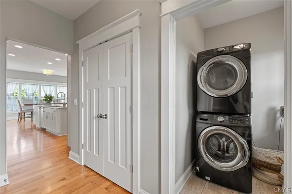 $549,900 | 104 Arch Stone Way, Camillus, NY 13031