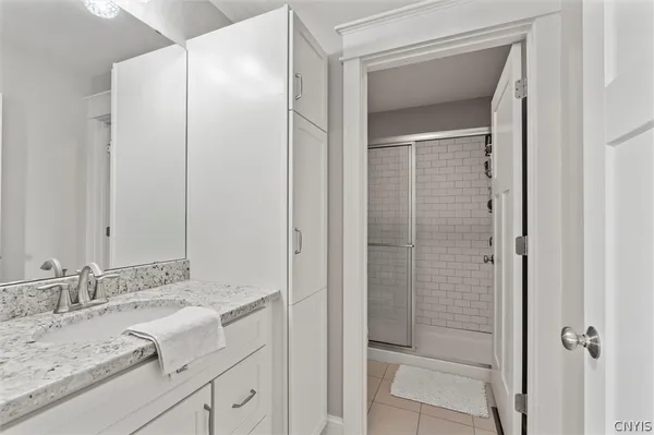 $549,900 | 104 Arch Stone Way, Camillus, NY 13031