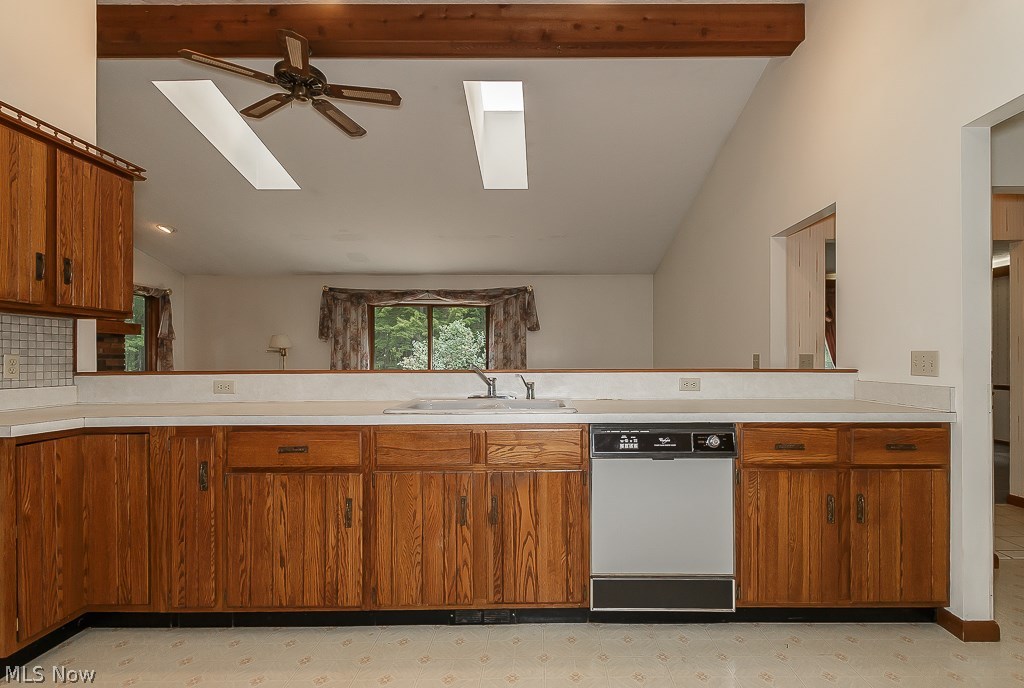 3609 Dayton Road Madison, OH 44057 - Photo 11 of 33 Gallery Image 11