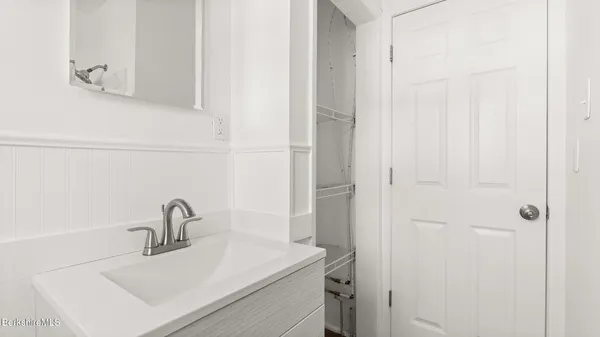 $278,000 | 145 Jason Street, Pittsfield, MA 01201