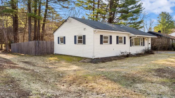 $278,000 | 145 Jason Street, Pittsfield, MA 01201