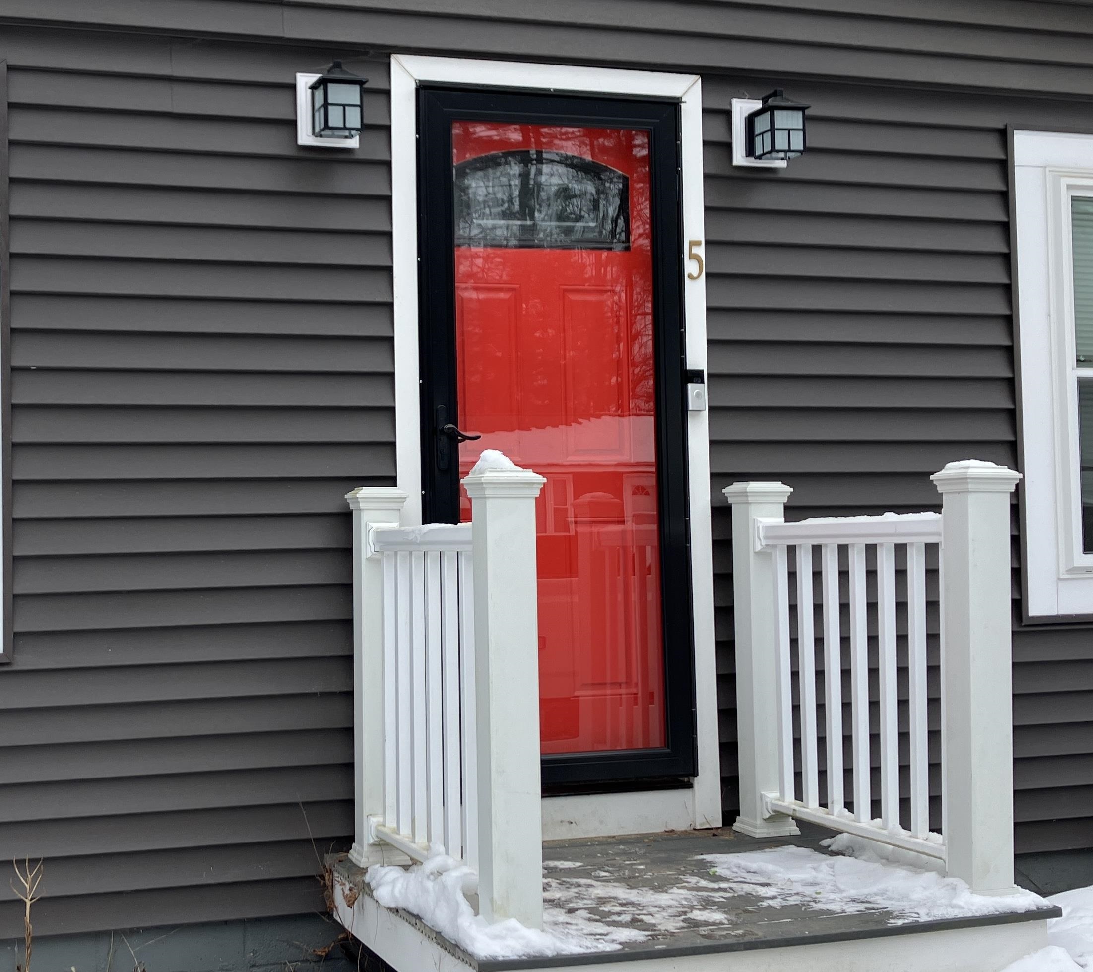 5 Jefferson Avenue Rochester, NH 03867 - Photo 3 of 17