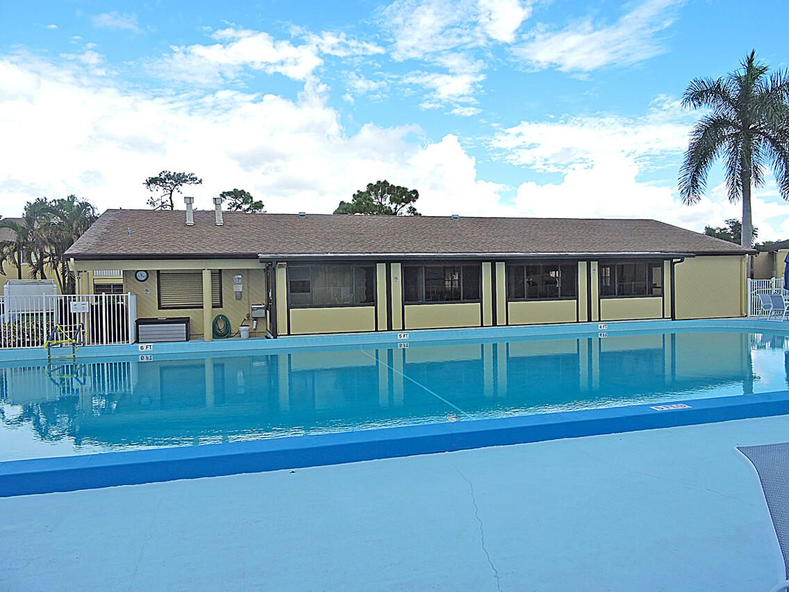329 Pine Ridge Circle, Unit C1 Greenacres, FL 33463 - Photo 36 of 46 DSCN6586