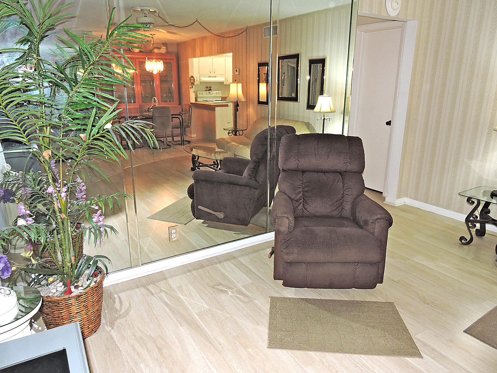 329 Pine Ridge Circle, Unit C1 Greenacres, FL 33463 - Photo 6 of 46 DSCN0011