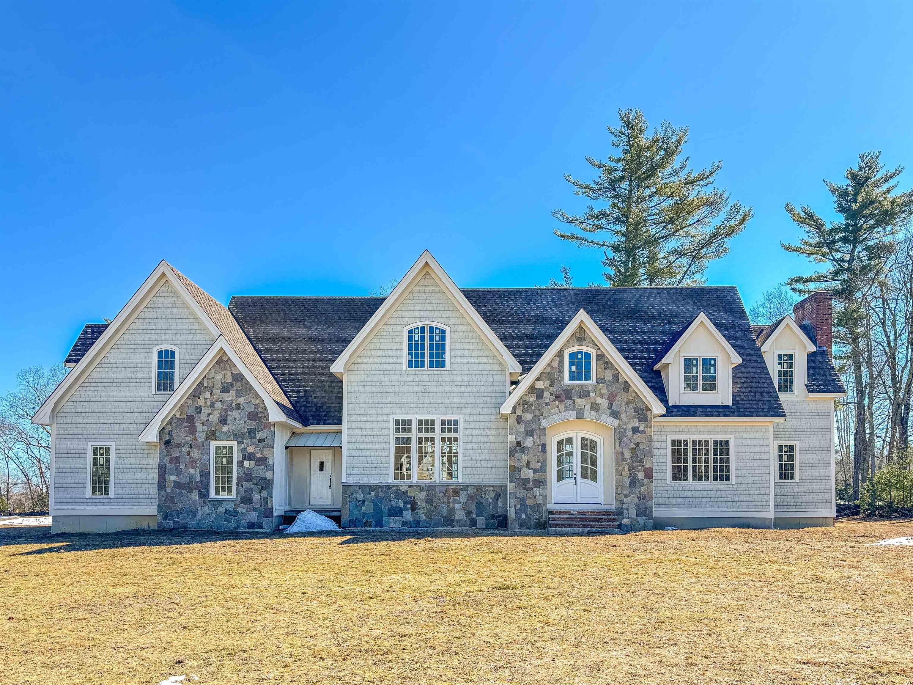 5 Liberty Lane Barrington, NH 03825 - Photo 2 of 28