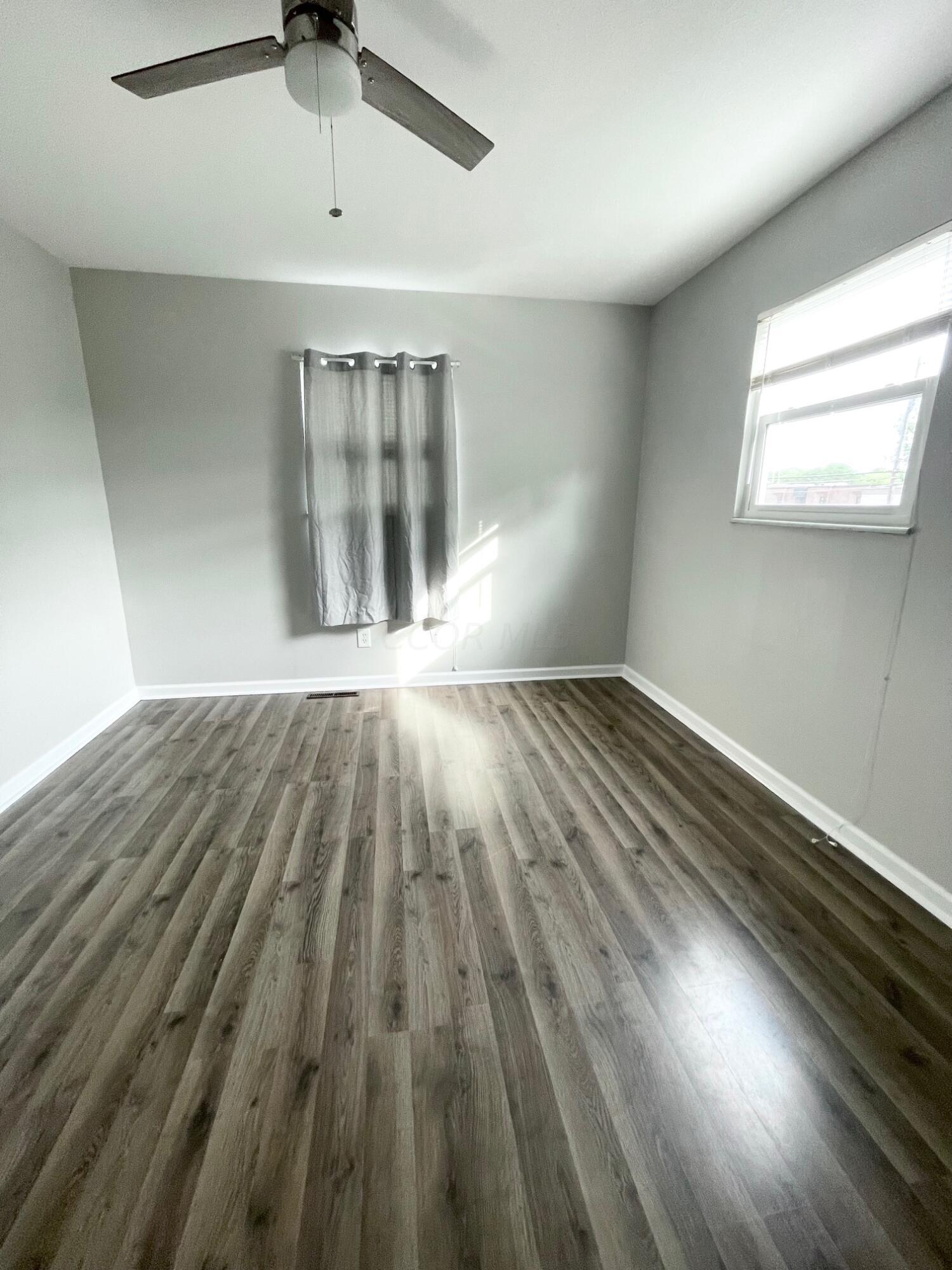 3466 Negley Road Columbus, OH 43232 - Photo 20 of 44 IMG_6829