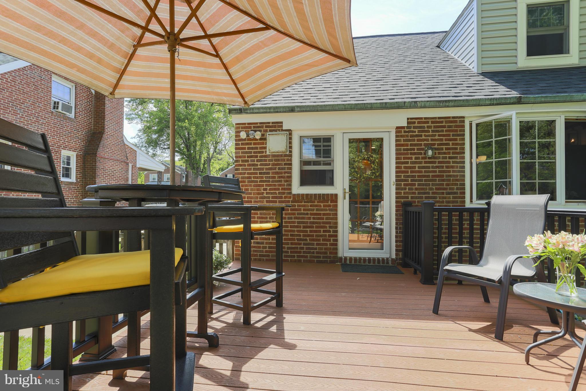 33 Dungarrie Road Catonsville, MD 21228 - Photo 20 of 29 Exterior (Rear)
