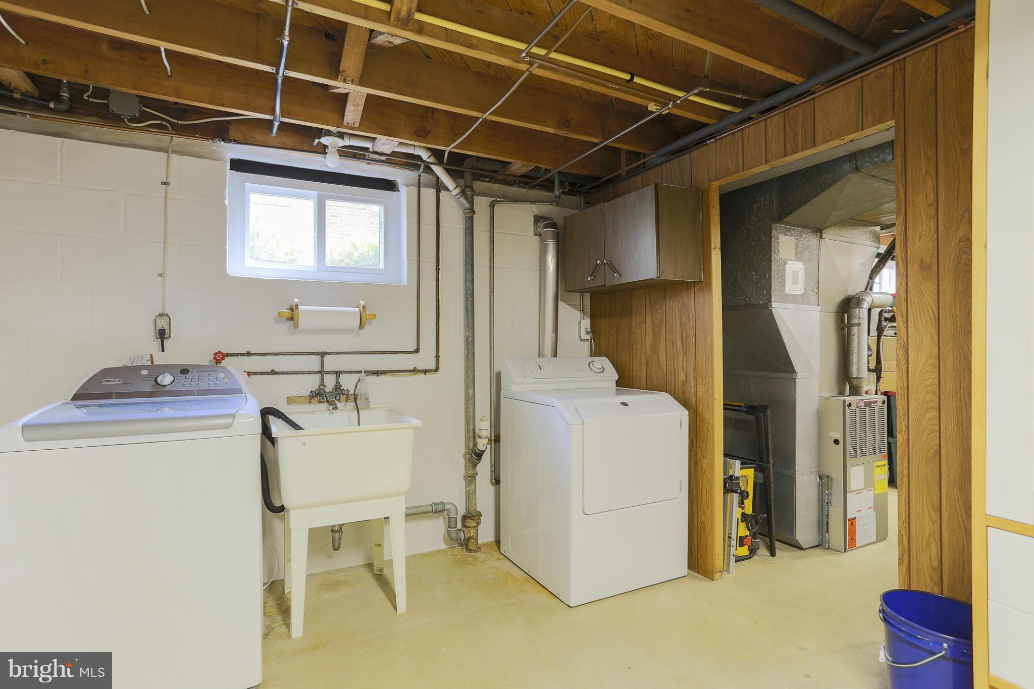 33 Dungarrie Road Catonsville, MD 21228 - Photo 27 of 29 Spacious Laundry Area