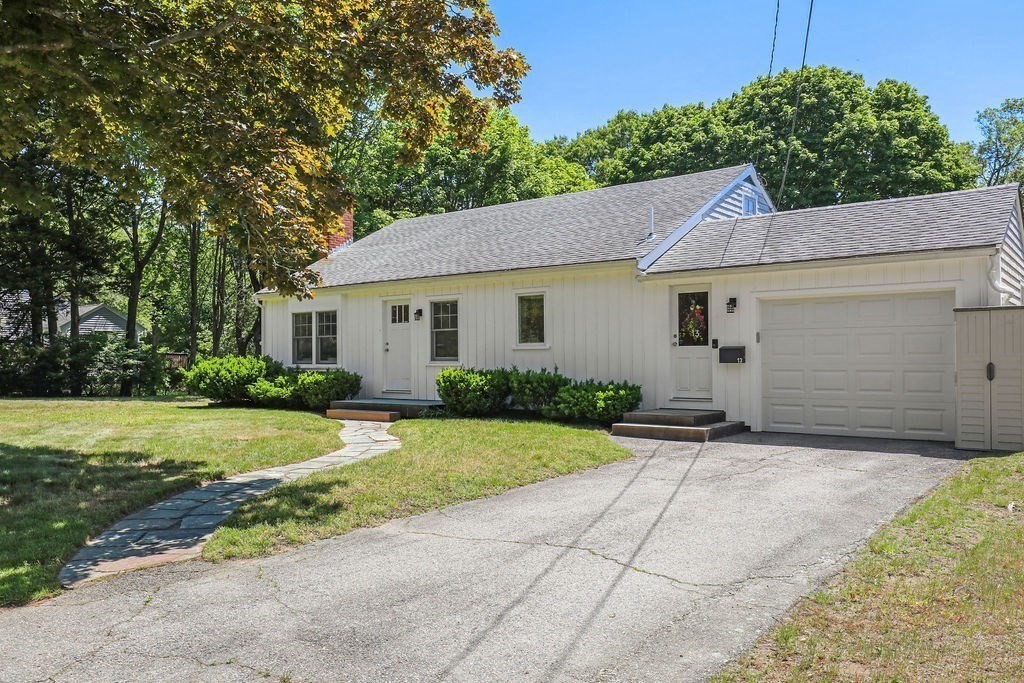 13 Center Hill Road Kingston, MA 02364 - Photo 34 of 38