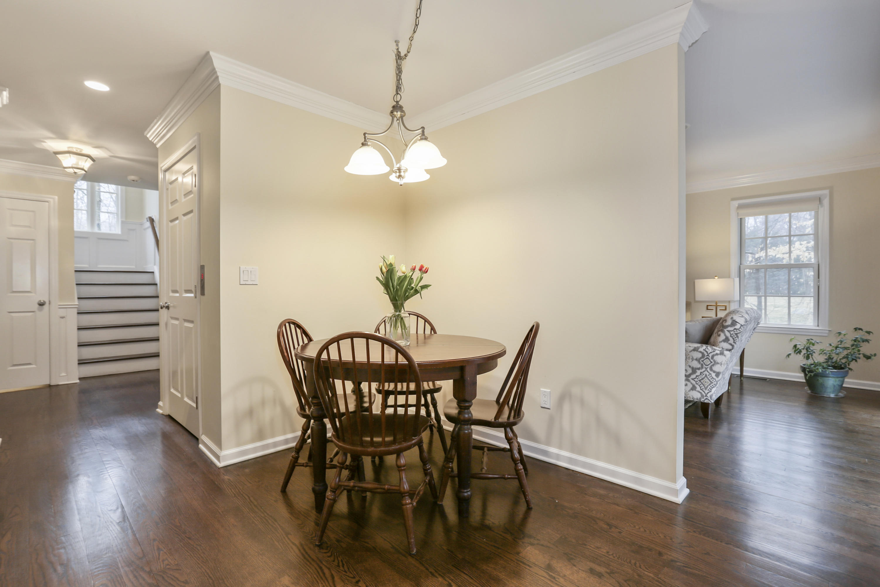 81 Rilling Ridge New Canaan, CT 06840 - Photo 22 of 44 035-photo-breakfast-area-9037211