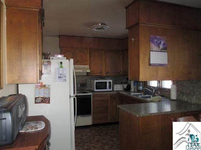 111 East Beacon Hill Road Ely, MN 55731 - Photo 3 of 17 Gallery Image 3