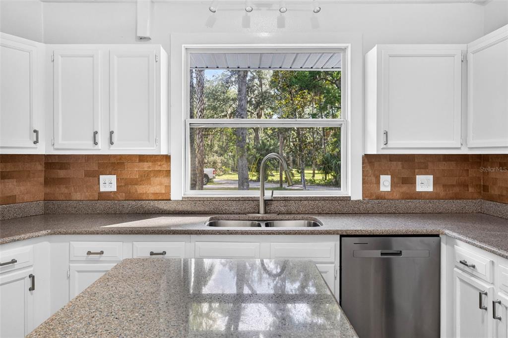 4586 Flambeau Loop Homosassa, FL 34448 - Photo 26 of 80